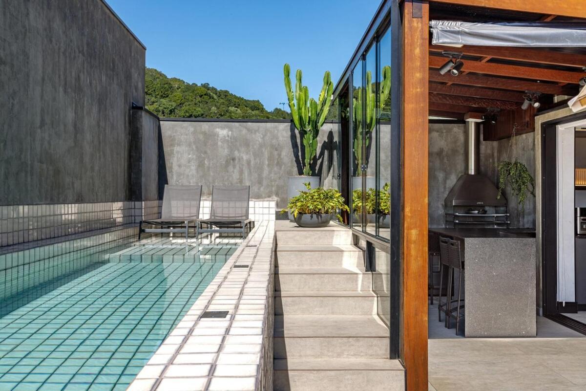 Cobertura Alto Padrao Brava Com Piscina Privativa Apartamento